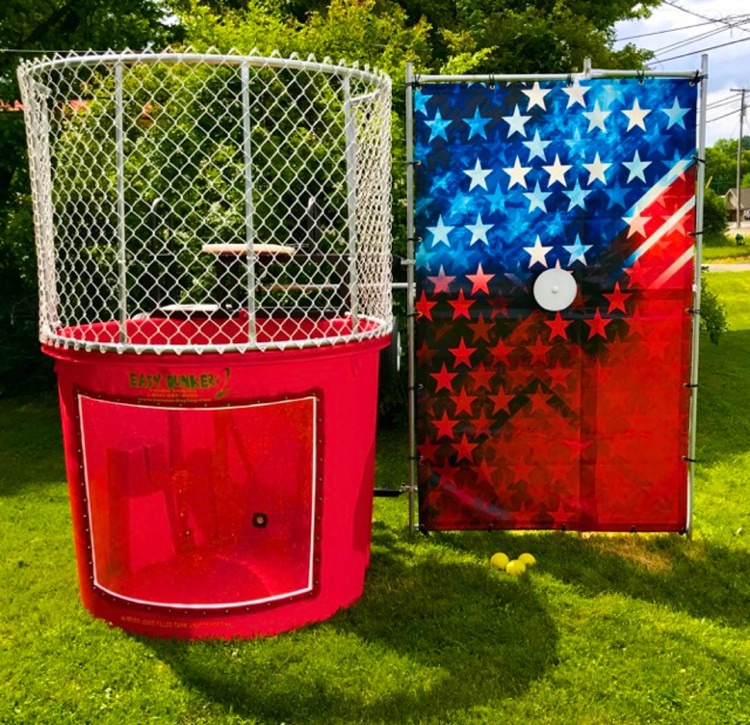 DUNK TANK - TOWABLE RED DUNK TANK - TOWABLE RED